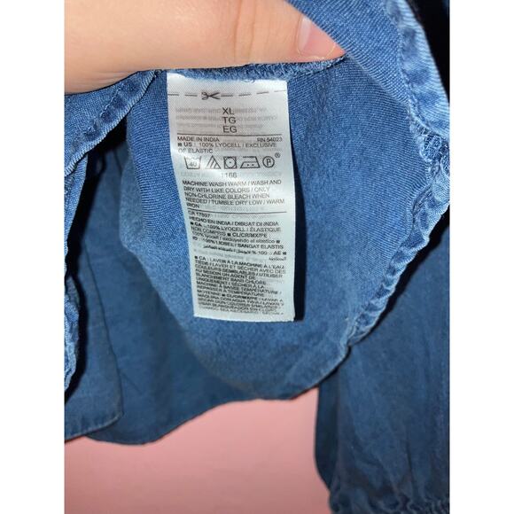 Old navy blue Chambary smocked babydoll top size XL - Picture 4 of 5